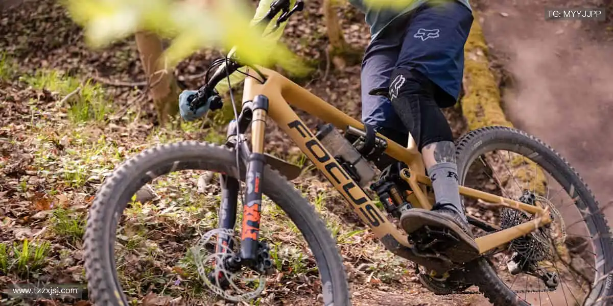 💻 高清直播，把赛场搬进你的屏幕！